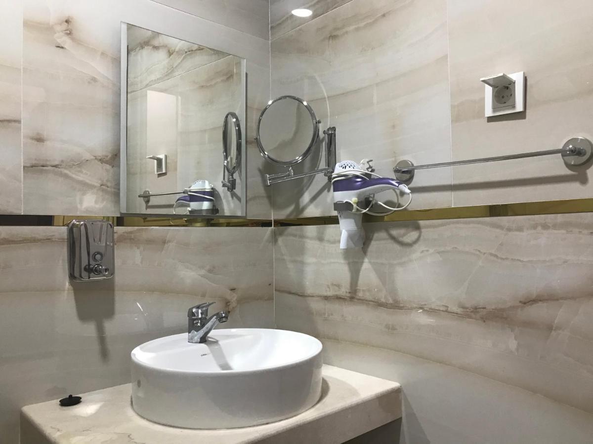 Tuemay Hotel ビテツ エクステリア 写真